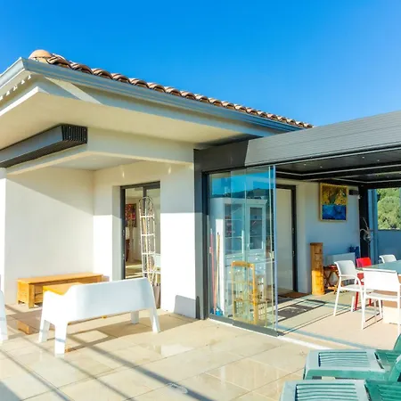 Stella Standing, Vue Panoramique פורטו-וישיו