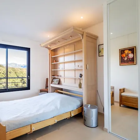 Stella Standing, Vue Panoramique Porto-Vecchio (Corsica)