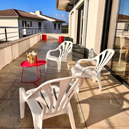 Stella Standing, Vue Panoramique Daire