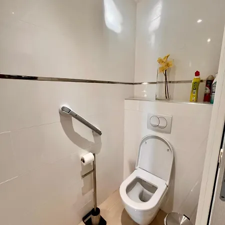 Stella Standing, Vue Panoramique *